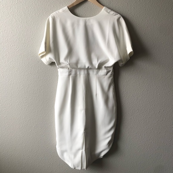 English Factory Dresses & Skirts - English Factory White Front Slit Dress Size Medium